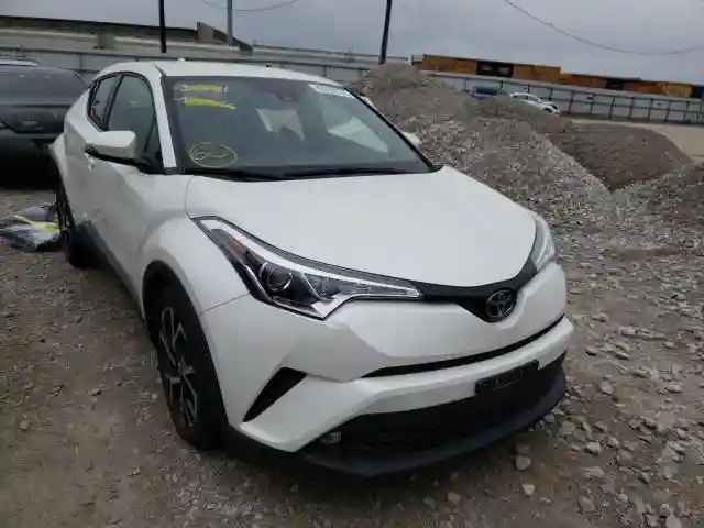 JTNKHMBX5K1041140 2019 TOYOTA C-HR XLE-0
