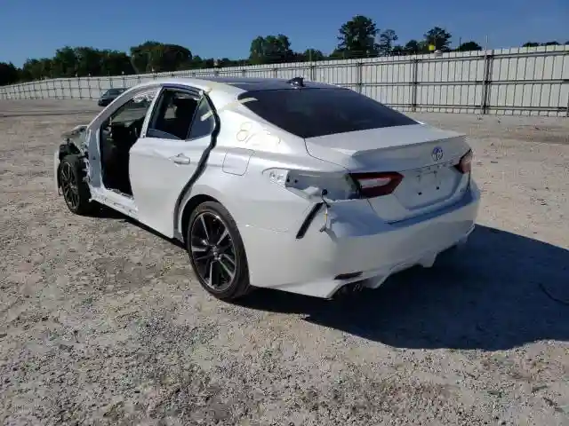 4T1K61AK8LU882962 2020 TOYOTA CAMRY XSE-2