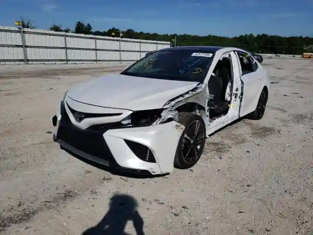 4T1K61AK8LU882962 2020 TOYOTA CAMRY XSE-1
