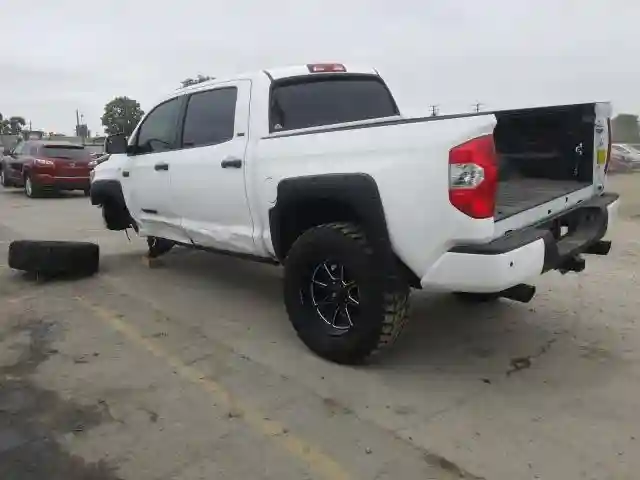5TFDY5F1XKX841924 2019 TOYOTA TUNDRA CREWMAX SR5-2