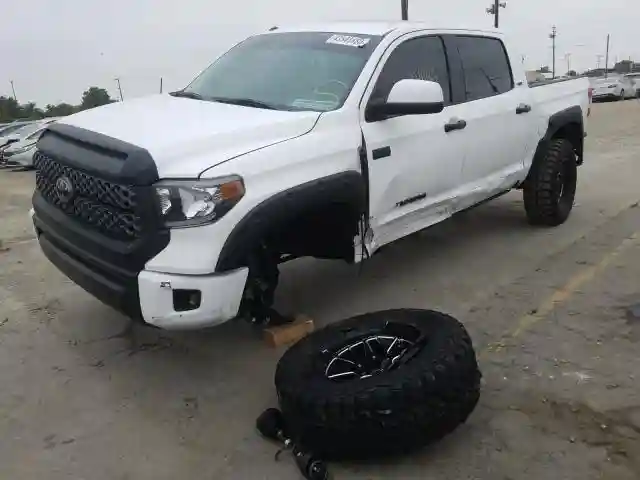 5TFDY5F1XKX841924 2019 TOYOTA TUNDRA CREWMAX SR5-1
