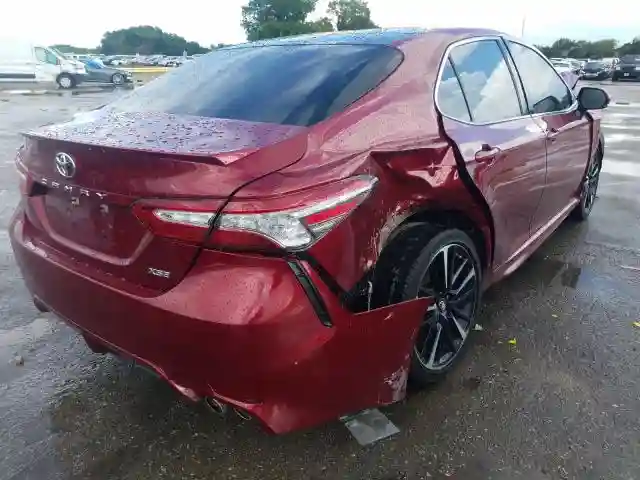 4T1B61HK4JU599574 2018 TOYOTA CAMRY XSE-3