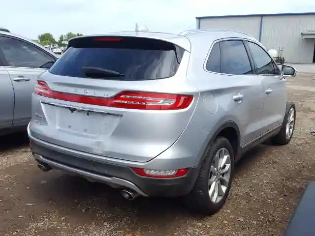5LMCJ2C92KUL51206 2019 LINCOLN MKC SELECT-3