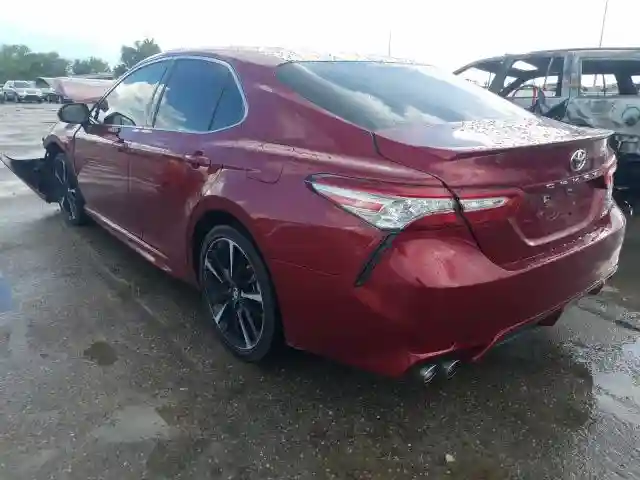 4T1B61HK4JU599574 2018 TOYOTA CAMRY XSE-2