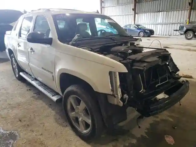 3GNMCGE03DG304345 2013 CHEVROLET AVALANCHE LTZ-0