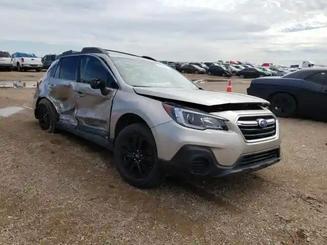 4S4BSAAC7J3295451 2018 SUBARU OUTBACK 2.5I-0