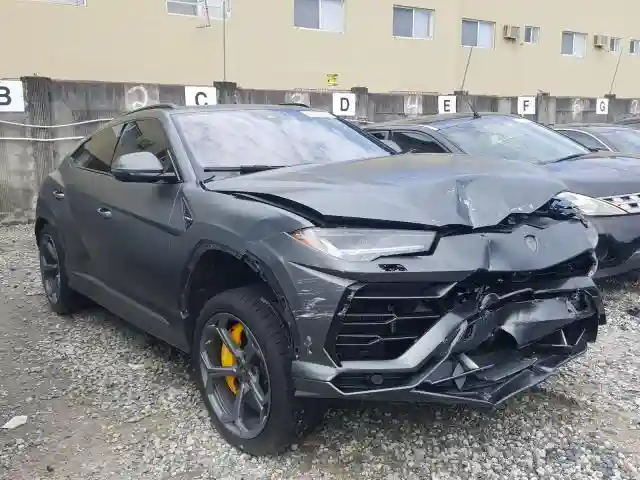 ZPBUA1ZL7KLA01061 2019 LAMBORGHINI URUS-0