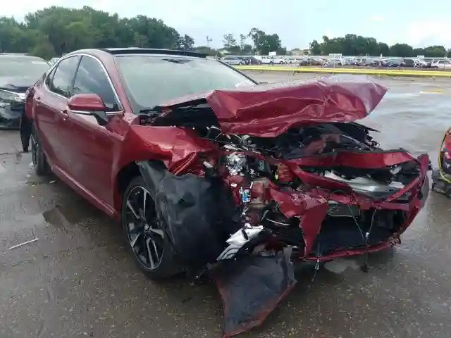 4T1B61HK4JU599574 2018 TOYOTA CAMRY XSE-0