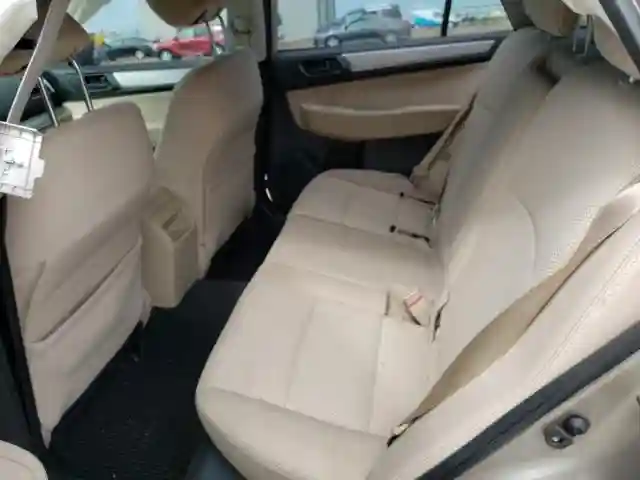 4S4BSAAC7J3295451 2018 SUBARU OUTBACK 2.5I-5