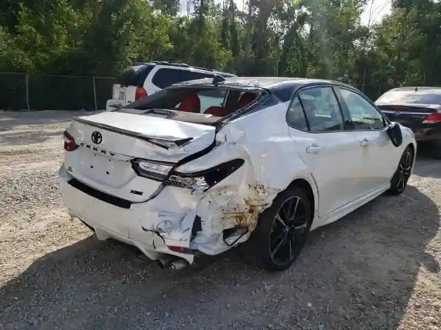 4T1BZ1HK8KU029523 2019 TOYOTA CAMRY XSE-3