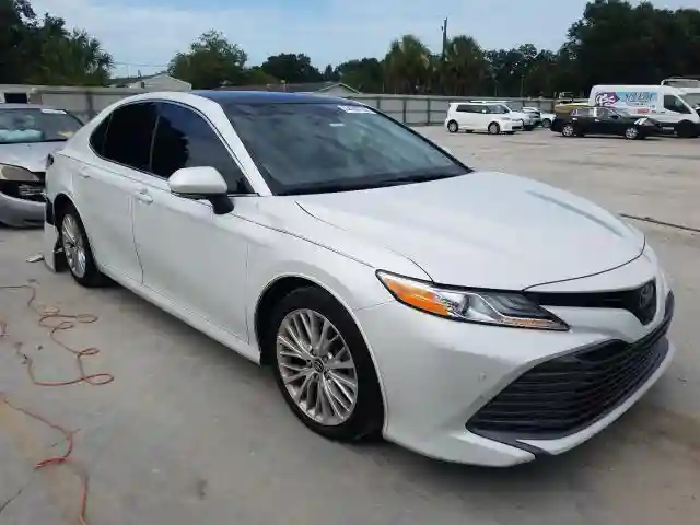 4T1BZ1HK4JU016718 2018 TOYOTA CAMRY XSE-0