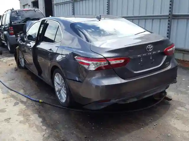 4T1F11AK4LU900146 2020 TOYOTA CAMRY XLE-2