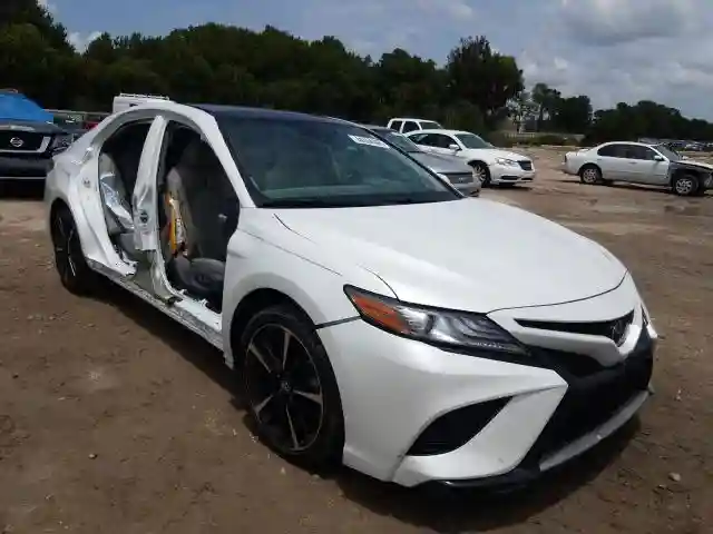 4T1B61HK8KU756802 2019 TOYOTA CAMRY XSE-0