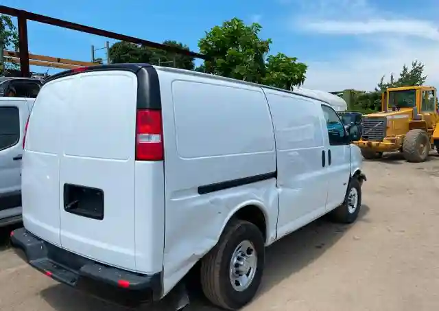 1GCWGAF14K1253363 2019 CHEVROLET EXPRESS G2500-3