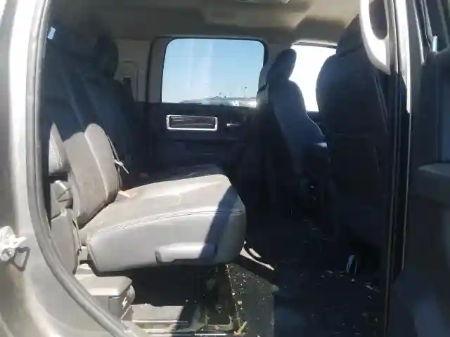 3C6UD5NL0CG130003 2012 DODGE RAM 2500 LARAMIE-5