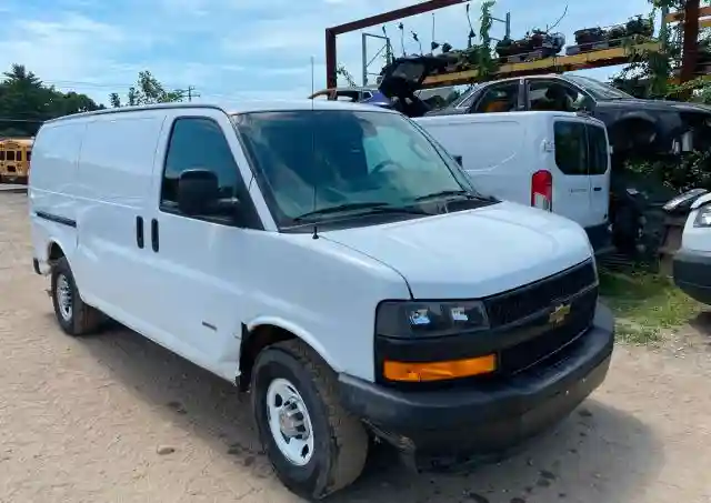 1GCWGAF14K1253363 2019 CHEVROLET EXPRESS G2500-1