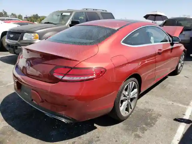 WDDWJ8DB9KF780815 2019 MERCEDES-BENZ C 300-3