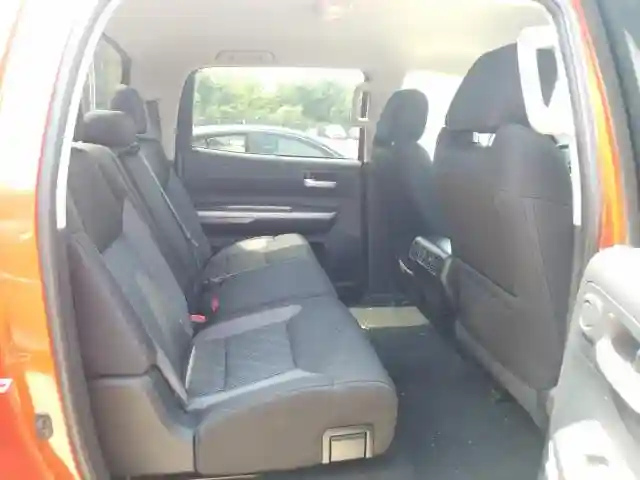 5TFDW5F10GX519984 2016 TOYOTA TUNDRA CREWMAX SR5-5