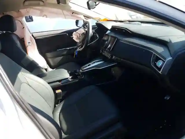 JHMZC4F84KC000263 2019 HONDA CLARITY TOURING-4