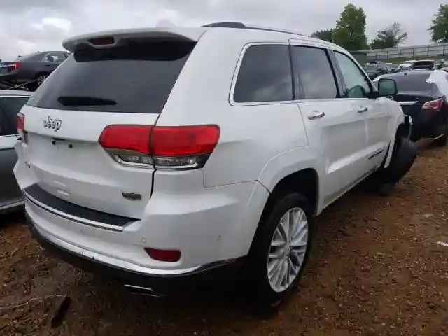 1C4RJFJG4JC436420 2018 JEEP GRAND CHEROKEE SUMMIT-3