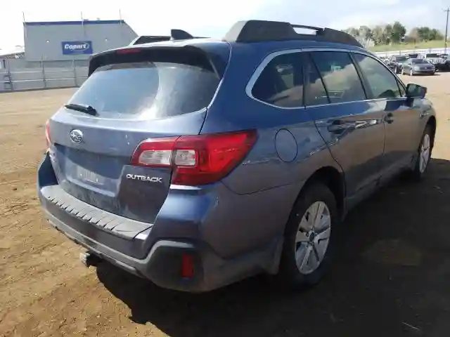 4S4BSACC6J3258629 2018 SUBARU OUTBACK 2.5I PREMIUM-3