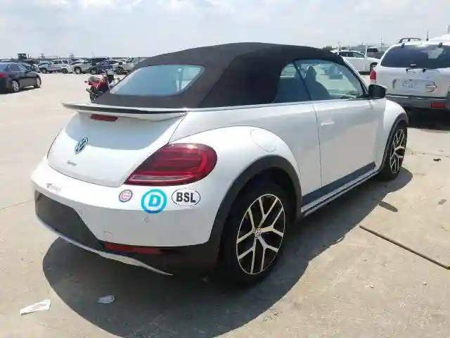 3VWT17ATXHM822807 2017 VOLKSWAGEN BEETLE DUNE-3