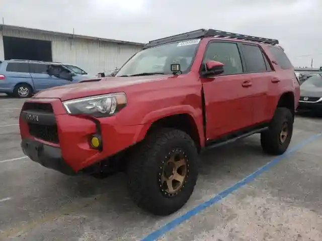 JTEBU5JR0J5605465 2018 TOYOTA 4RUNNER SR5/SR5 PREMIUM-1
