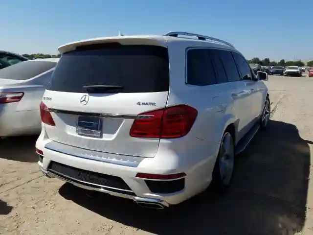 4JGDF7DE6EA391344 2014 MERCEDES-BENZ GL 550 4MATIC-3