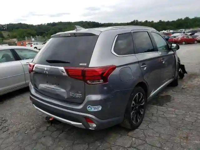 JA4J24A56JZ071873 2018 MITSUBISHI OUTLANDER SE-3