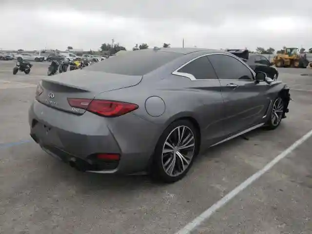 JN1EV7EK7JM343282 2018 INFINITI Q60 LUXE 300-3