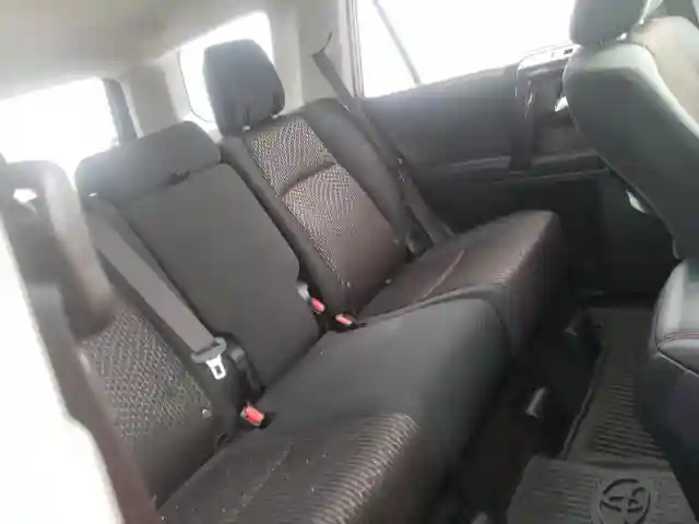 JTEBU5JR0J5605465 2018 TOYOTA 4RUNNER SR5/SR5 PREMIUM-5