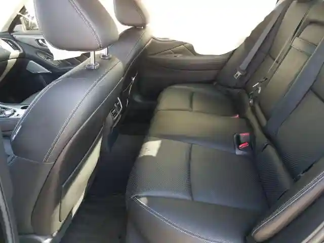 JN1EV7AR7HM832925 2017 INFINITI Q50 PREMIUM-5