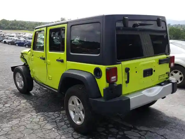 1C4BJWFG5GL300428 2016 JEEP WRANGLER UNLIMITED RUBICON-2