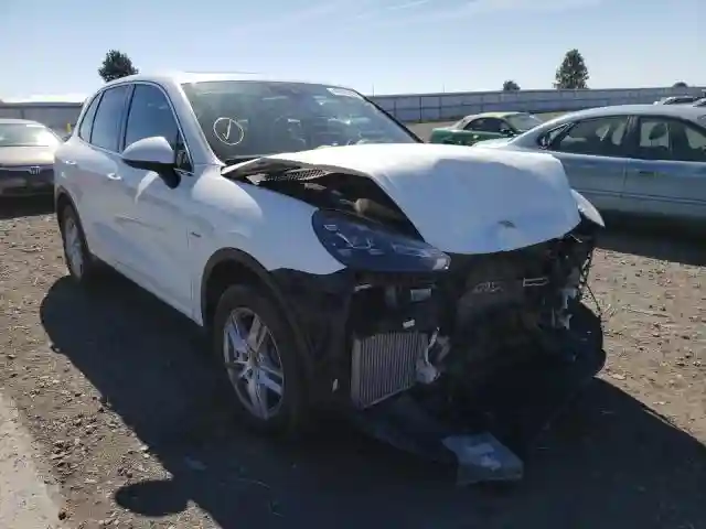 WP1AF2A25FLA37825 2015 PORSCHE CAYENNE-0
