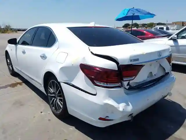 JTHCL5EF1G5026181 2016 LEXUS LS 460-2