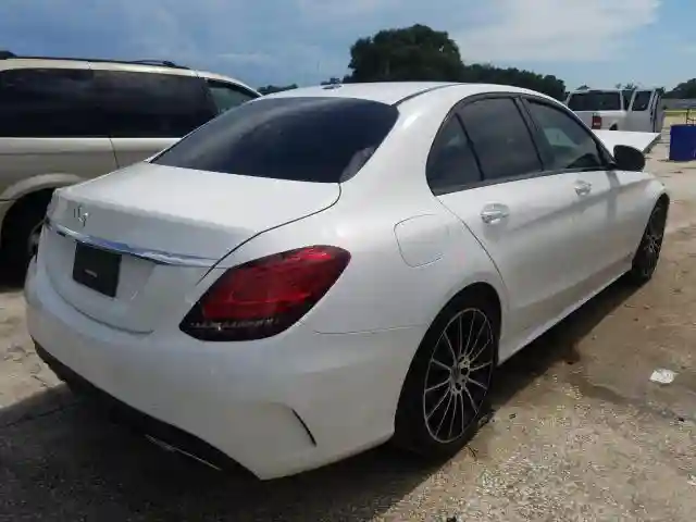 WDDWF8DBXKR482354 2019 MERCEDES-BENZ C 300-3