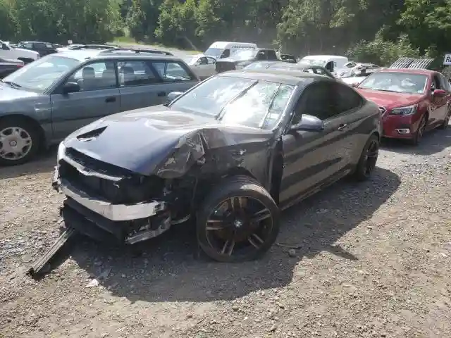 WBS4Y9C52JAA85422 2018 BMW M4-1