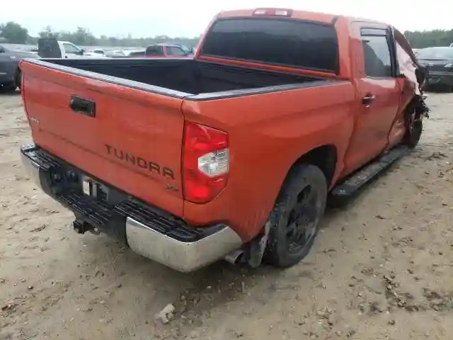 5TFDW5F14JX738745 2018 TOYOTA TUNDRA CREWMAX SR5-3