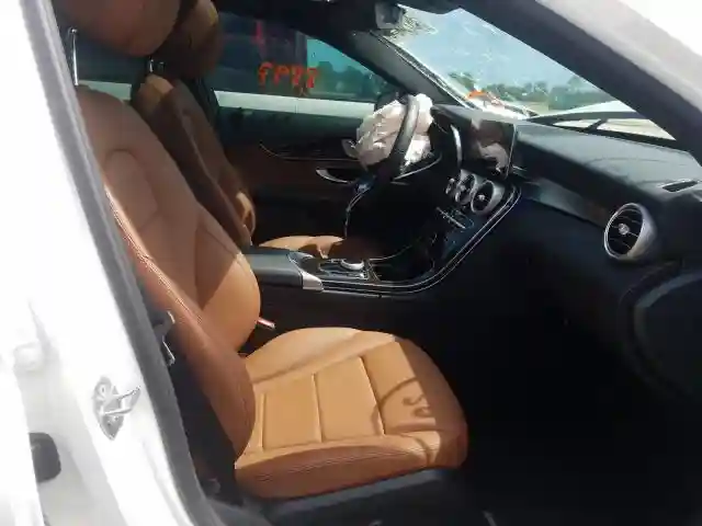 WDDWF8DBXKR482354 2019 MERCEDES-BENZ C 300-4