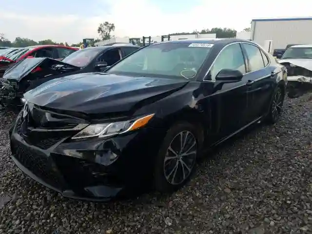 4T1B11HK3JU604990 2018 TOYOTA CAMRY L-1