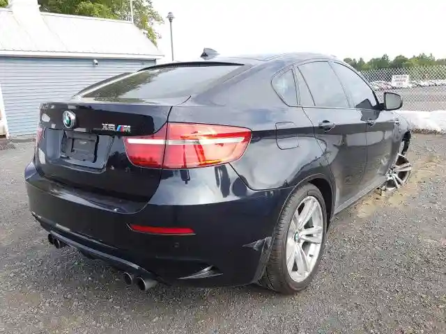 5YMGZ0C55E0C40576 2014 BMW X6 M-3