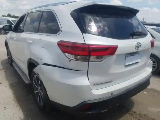 5TDKZRFH3JS287221 2018 TOYOTA HIGHLANDER SE-2