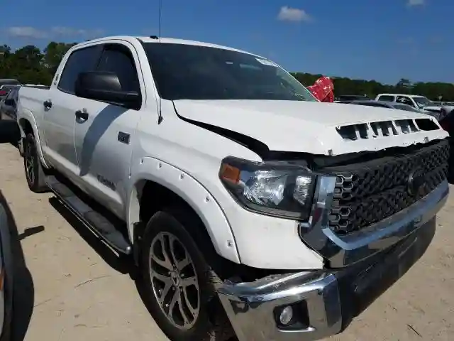 5TFEY5F1XJX235087 2018 TOYOTA TUNDRA CREWMAX SR5-0