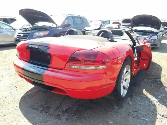 1B3JZ65Z86V101675 2006 DODGE VIPER SRT-10-3