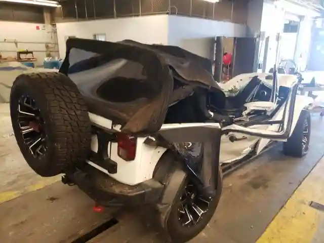 1C4HJWFG4HL558533 2017 JEEP WRANGLER UNLIMITED RUBICON-3