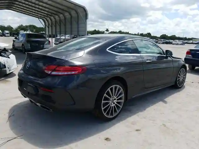 WDDWJ8DB5KF814166 2019 MERCEDES-BENZ C 300-3