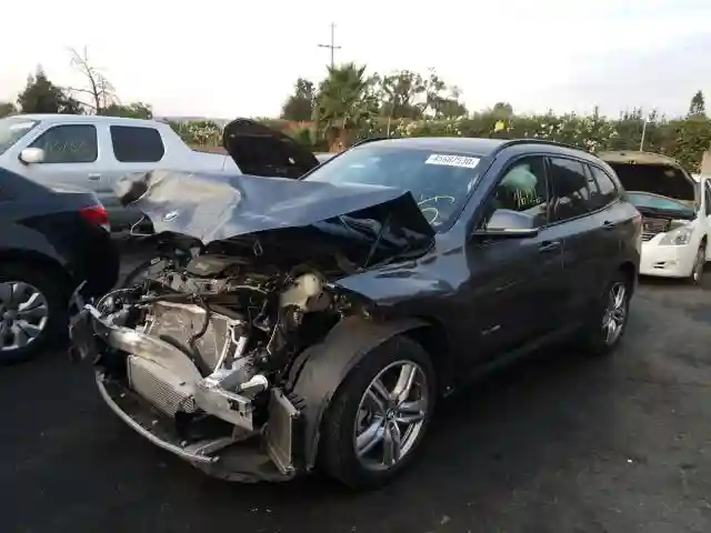 WBXHT3C36J5F93181 2018 BMW X1 XDRIVE28I-1