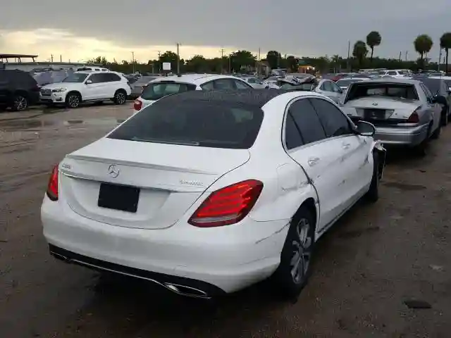 55SWF4KB6HU207194 2017 MERCEDES-BENZ C 300 4MATIC-3