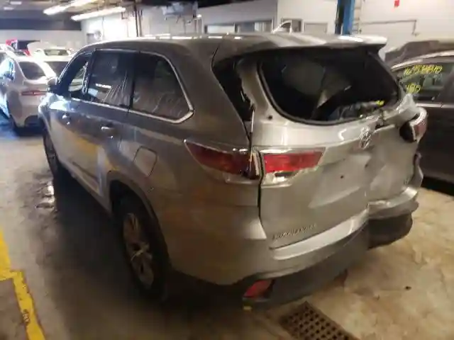 5TDZKRFH8FS045390 2015 TOYOTA HIGHLANDER LE-2