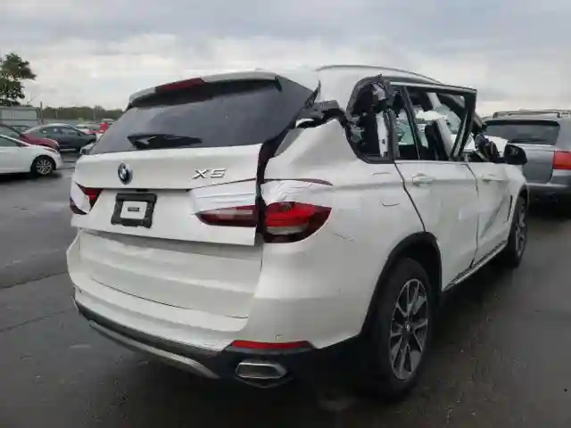 5UXKR0C51J0Y02921 2018 BMW X5 XDRIVE35I-3